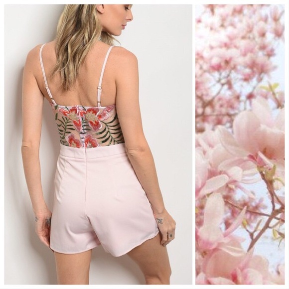 Rose Pink Floral Lace Sweetheart Romper - Picture 3 of 6